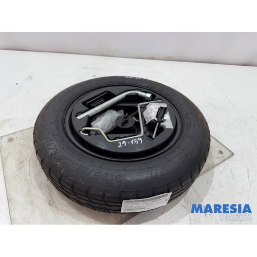 Fiat - Panda - Wagenheber Set+ Reserverad