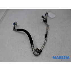 Renault - Trafic - Airco Leiding