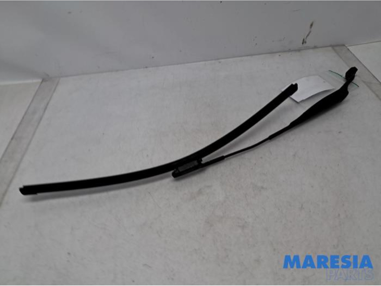 Fiat - Panda - Front wiper arm