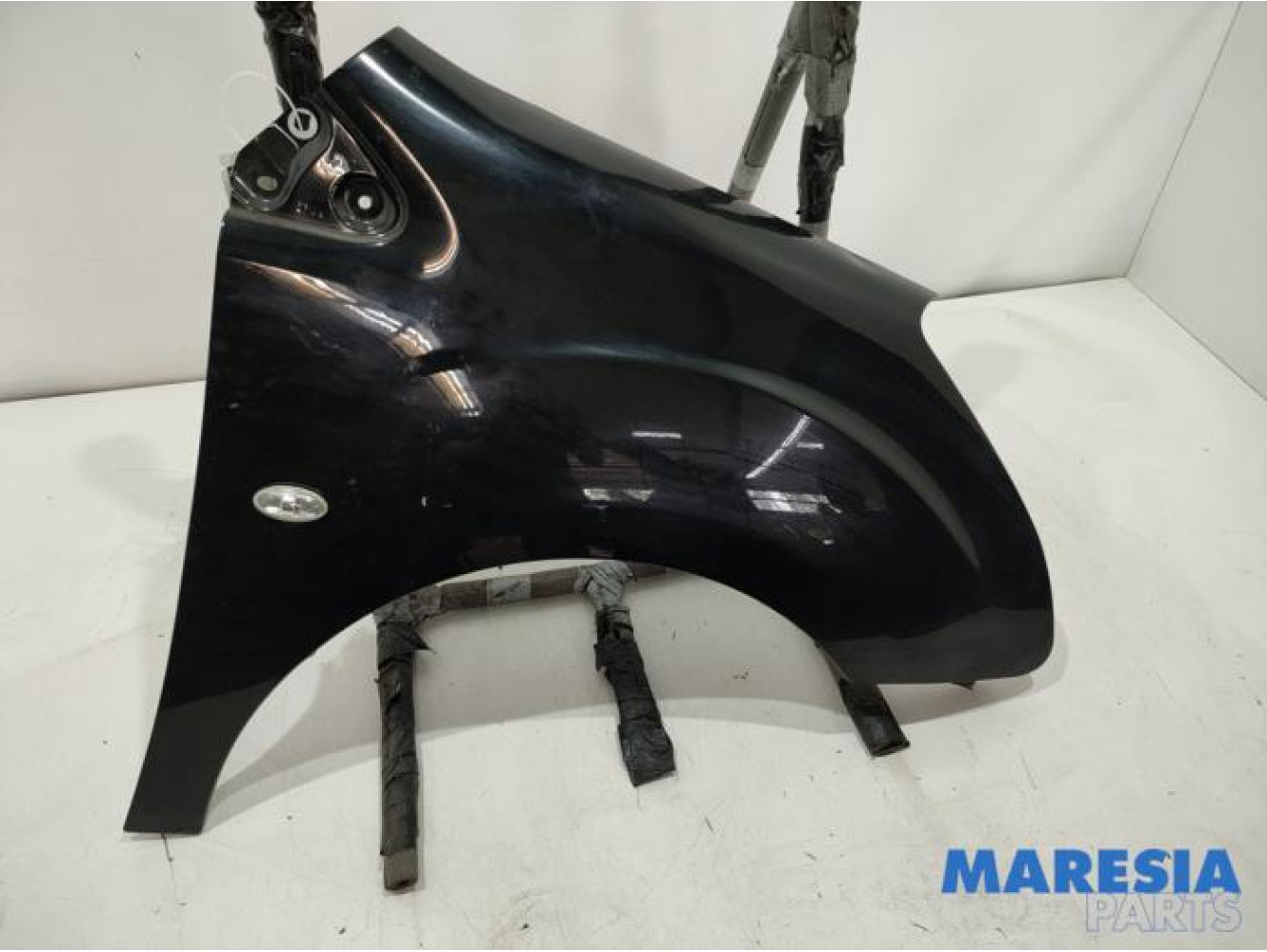 Citroen - Berlingo - Front wing, right