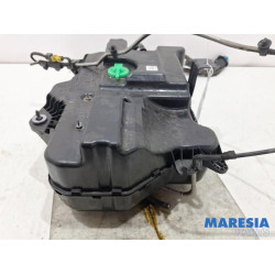 Renault - Trafic - Adblue Tank