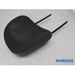 Renault - Trafic - Headrest