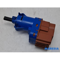 Fiat - Panda - Brake light switch