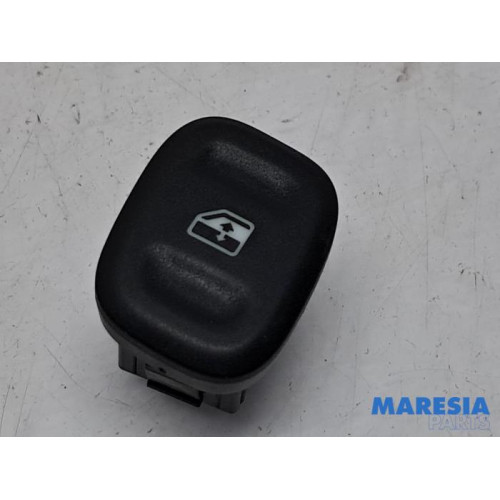 Fiat - Panda - Electric window switch