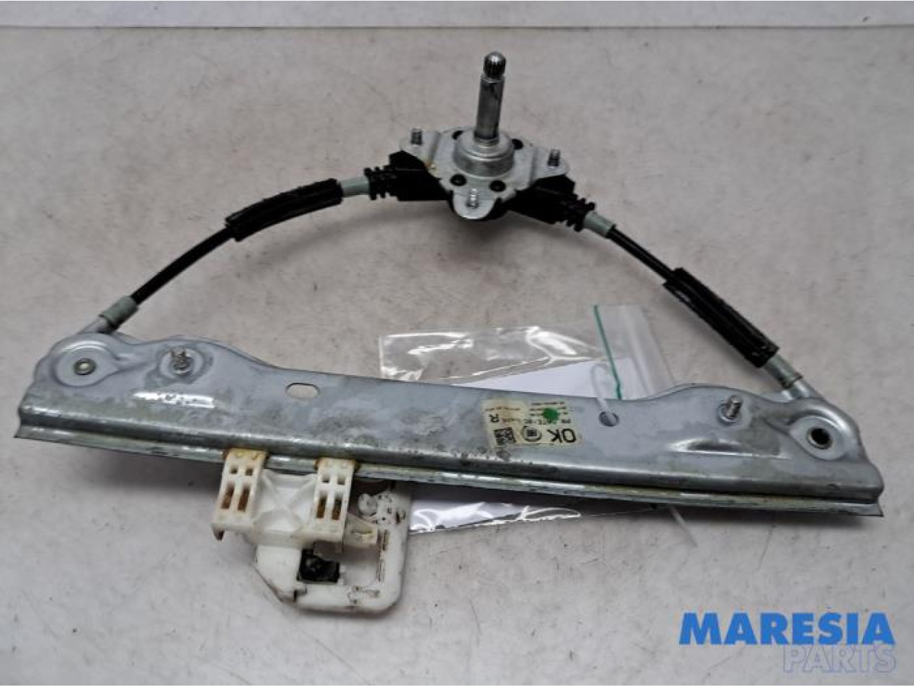 Fiat - Panda - Rear door window mechanism 4-door, right