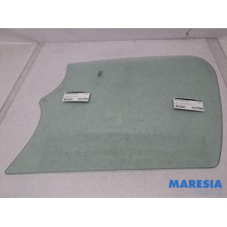 Renault - Trafic - Door window 2-door, right