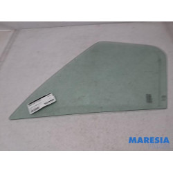 Renault - Trafic - Quarter light, front right