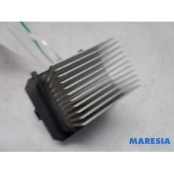 Renault - Trafic - Heater resistor