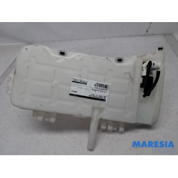 Opel - Combo - Front windscreen washer reservoir