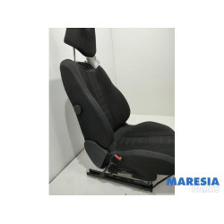 Peugeot - 308 - Stoel links