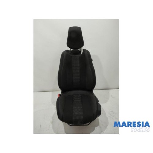 Peugeot - 308 - Stoel links