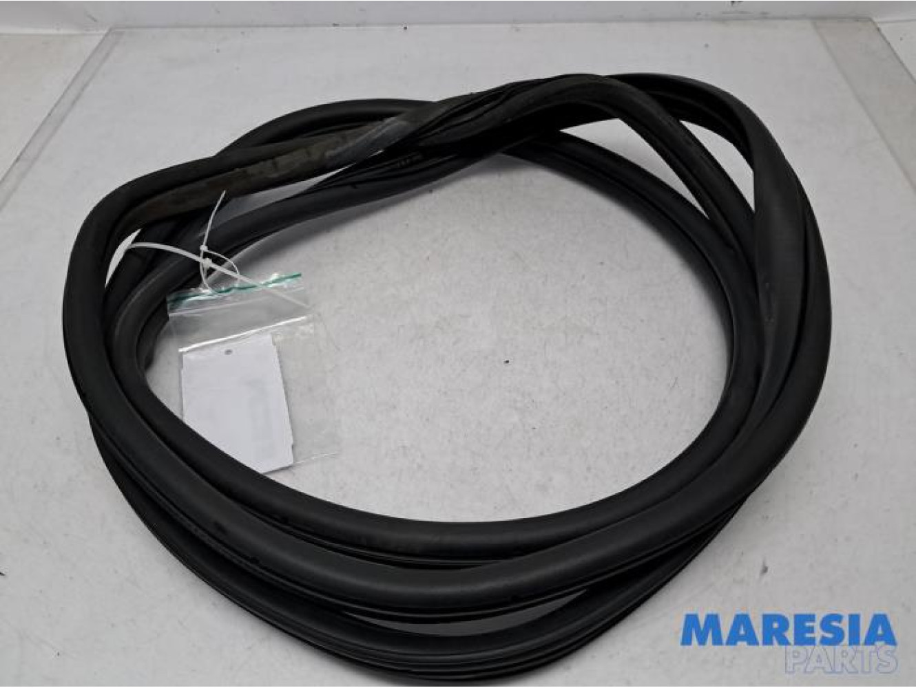 Citroen - Jumper - Door seal 2-door, left