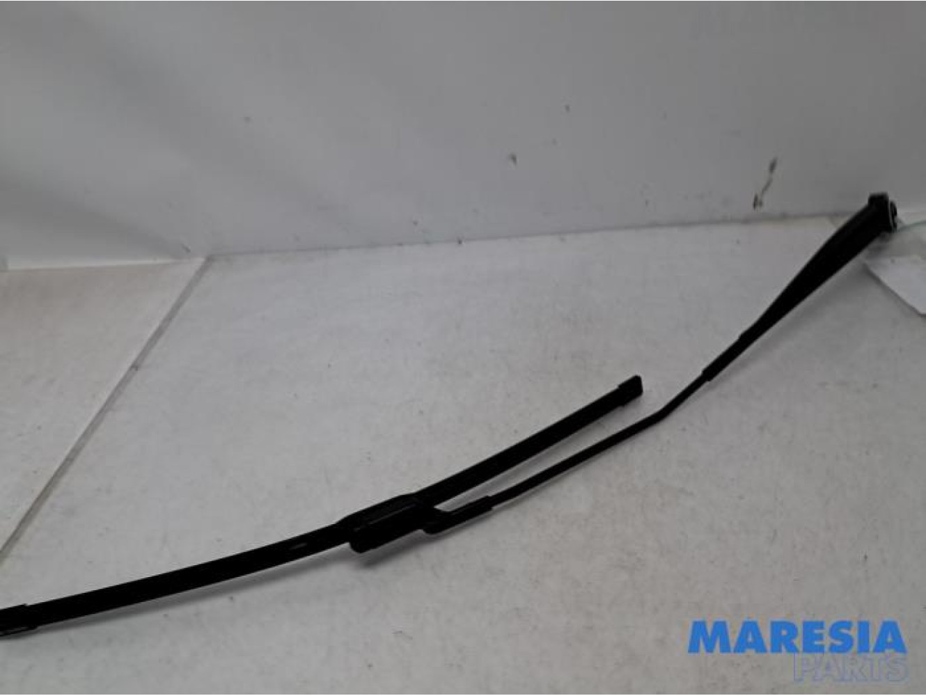Citroen - Jumper - Front wiper arm