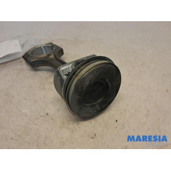 Citroen - DS3 - Connecting rod