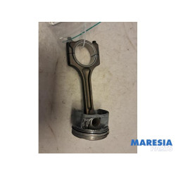 Citroen - DS3 - Connecting rod