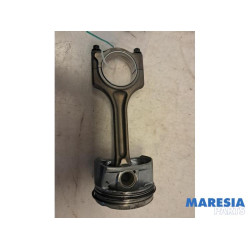 Citroen - DS3 - Connecting rod