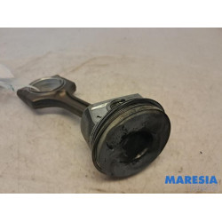 Citroen - DS3 - Connecting rod