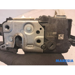 Citroen - Berlingo - Sliding door lock mechanism, right