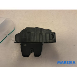 Citroen - Berlingo - Tailgate lock mechanism