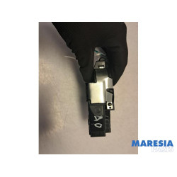 Citroen - Berlingo - Tailgate lock mechanism