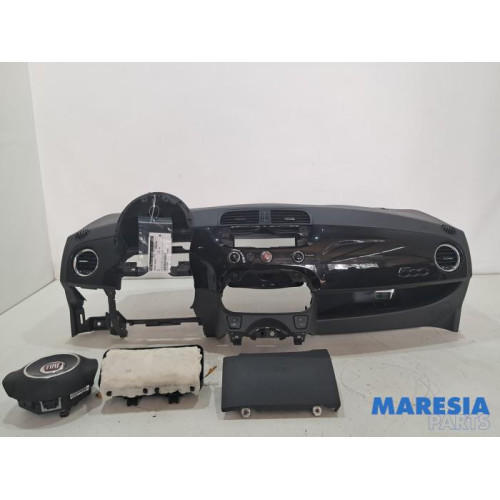 Fiat - 500 - Airbag set + dashboard