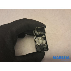 Citroen - Berlingo - Electric window switch