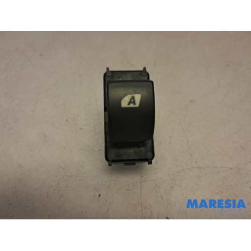 Citroen - Berlingo - Electric window switch