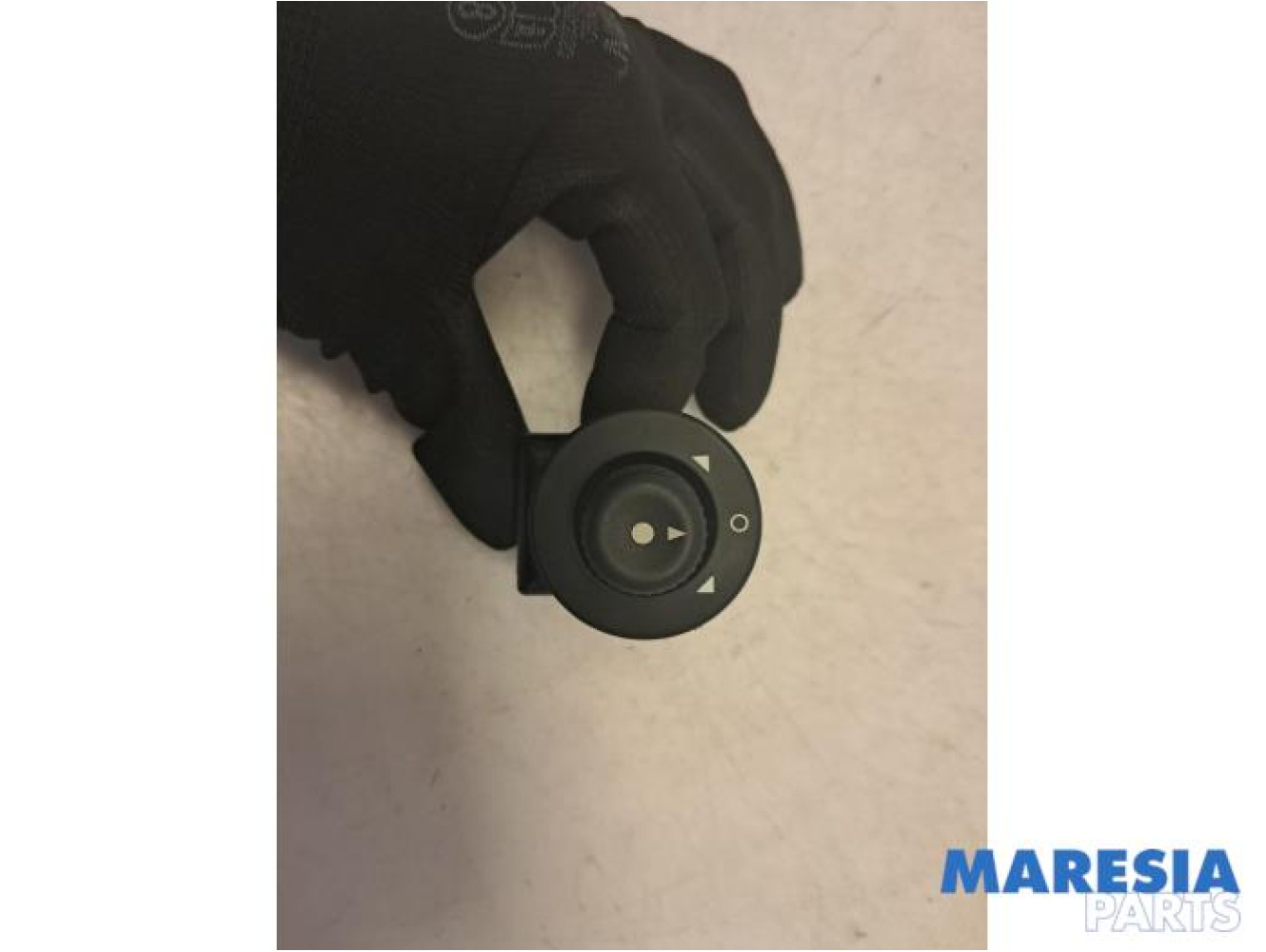 Citroen - Berlingo - Mirror switch