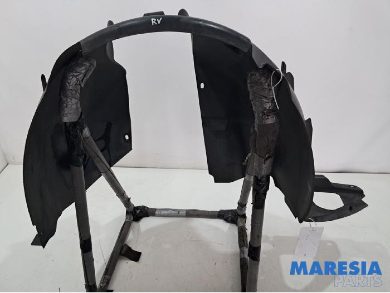 Peugeot - 208 - Wheel arch liner