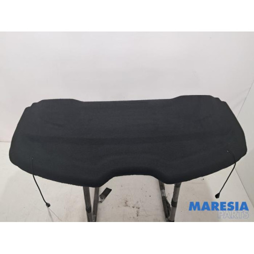 Peugeot - 208 - Parcel shelf
