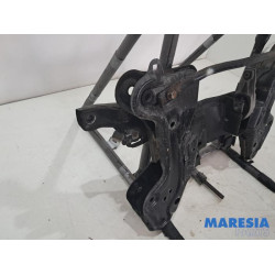 Peugeot - 208 - Subframe