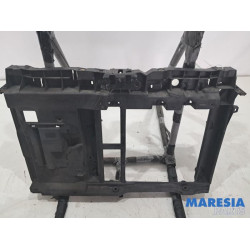 Peugeot - 208 - Front panel