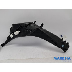 Peugeot - 308 - Front windscreen washer reservoir