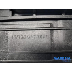 Peugeot - 308 - Lock plate