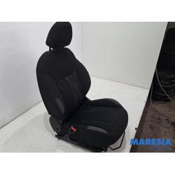 Peugeot - 208 - Sitz links
