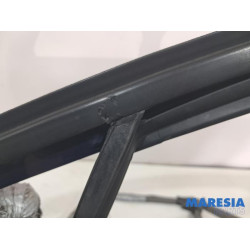 Peugeot - 208 - Portier 4Deurs links-voor