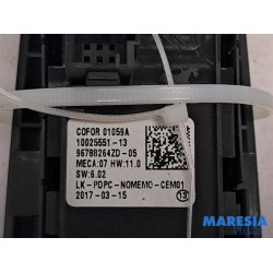 Peugeot - 308 - Multi-functional window switch