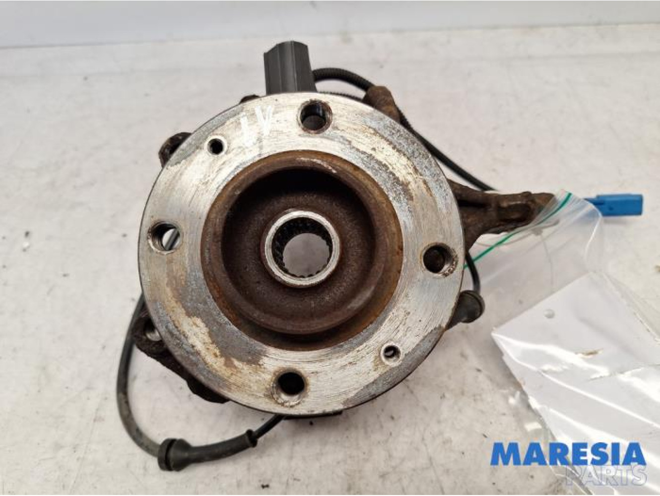 Peugeot - 208 - Fusee links-voor