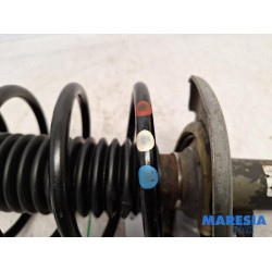 Peugeot - 208 - Front shock absorber rod, left