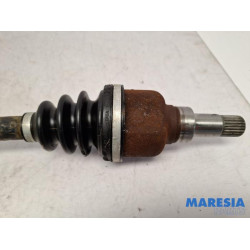 Peugeot - 208 - Front drive shaft, left