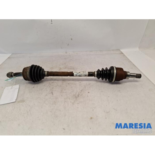 Peugeot - 208 - Front drive shaft, left