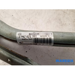 Peugeot - 208 - Wiper mechanism