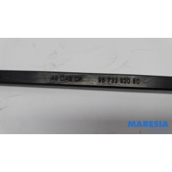 Peugeot - 208 - Scheibenwischerarm vorne