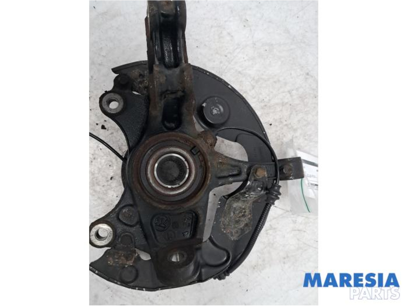 Peugeot - 308 - Knuckle, front right
