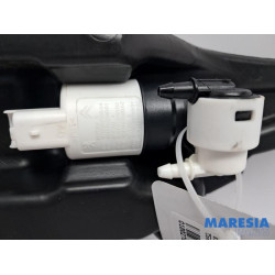 Peugeot - 308 - Front windscreen washer reservoir