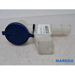 Peugeot - 308 - Front windscreen washer reservoir