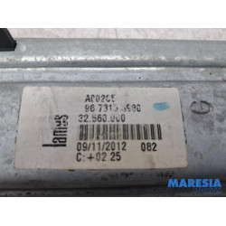 Peugeot - 208 - Fenstermechanik 4-türig links hinten