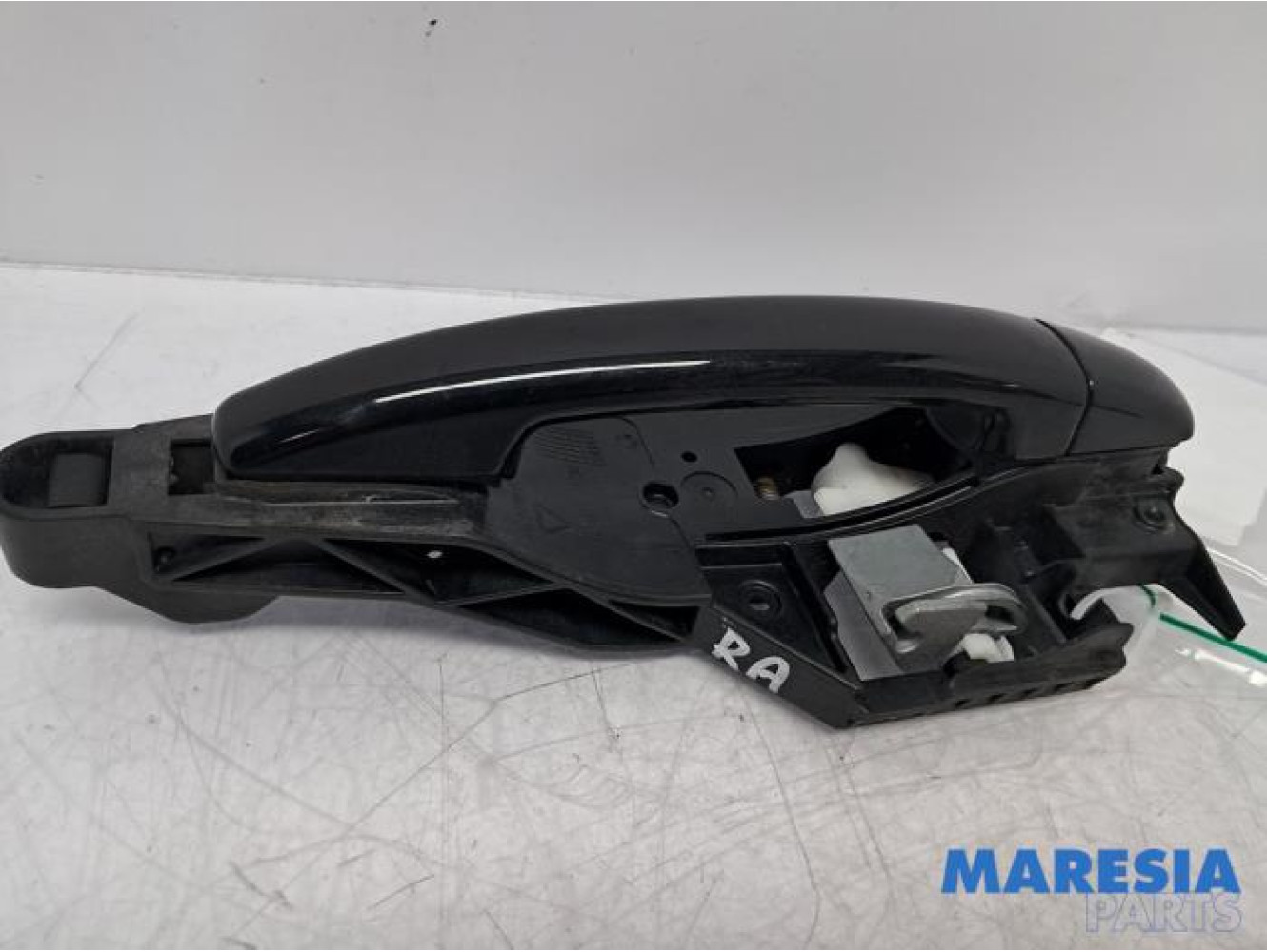 Peugeot - 208 - Poignée portière 4portes arrière droite