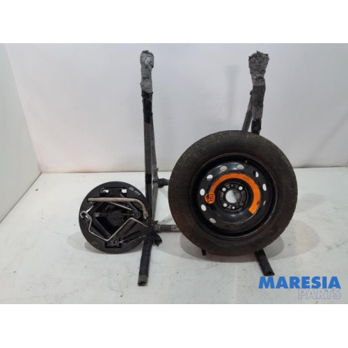 Fiat - 500 - Krikset + reservewiel