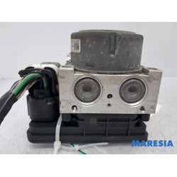 Peugeot - 208 - ABS Pumpe